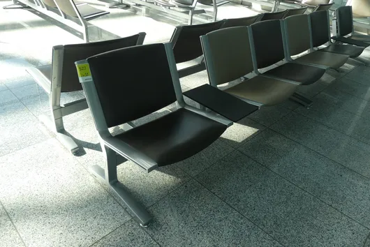 Banc d'aéroport Kusch&Co, 2x 3 places