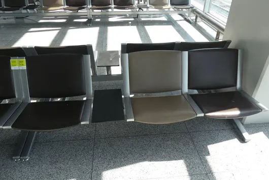 Panchina aeroportuale Kusch&Co, 2x 3 posti