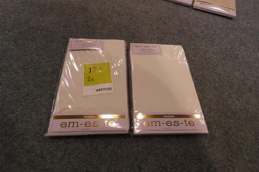 2 pillowcases