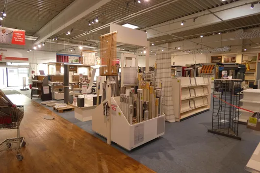 Display stand, double-sided, without contents