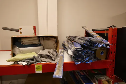 Mixed goods lot (profiles, fabrics)
