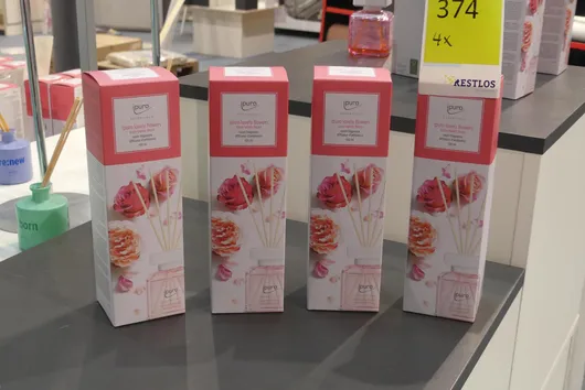 4x ipuro - Rumduft Essentials "lovely flowers", med duftstænger