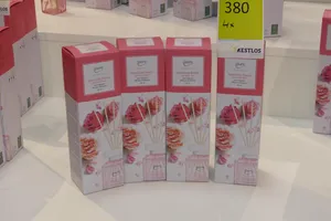 4x ipuro - Essentials Raumduft „lovely flowers“, mit Duftstäbchen