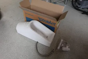1 x Duravit Urinal