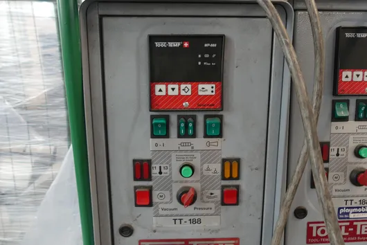 TOOL-TEMP appareils de régulation thermique industriels MP-888