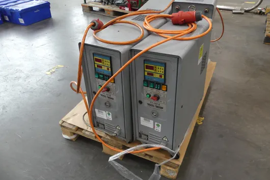 2x TOOL-Temp temperatuurregelaar TT-157E of TT-188