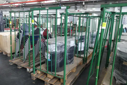 Konvolut PS Folien, Format 710 mm, 2300 my, mit 2x Lagerrunge