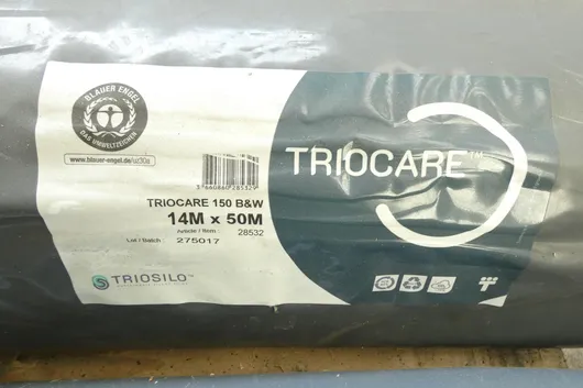 2x TRIOCARE silage film 150 B?W
