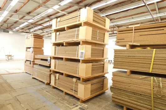 Decorpanelen 19mm zwart hoogglans messing en groef