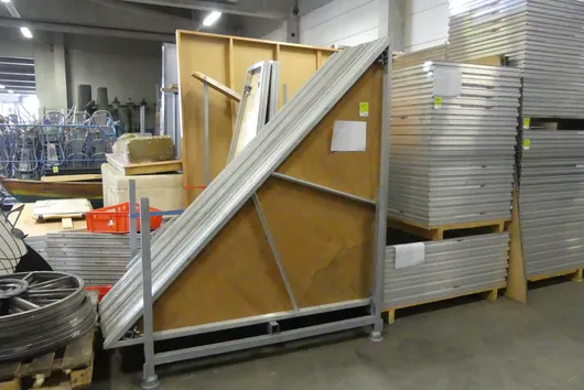 Lot of platform parts