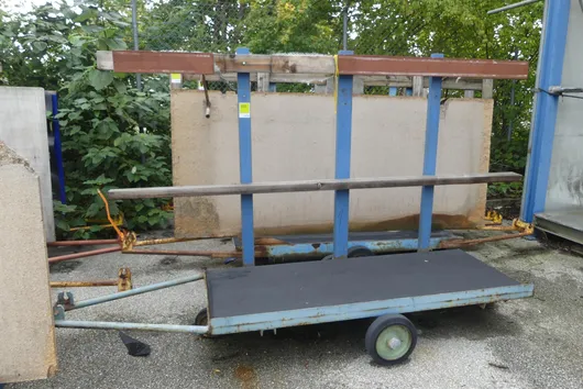 Wózek transportowy, z zawartością