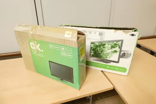 2x Monitor