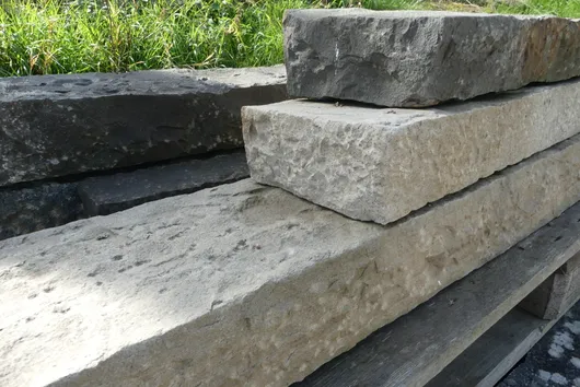 Bild von Auktion Geschäftsauflösung IBH Projektbau GmbH - Fahrzeuge, Material, Werkzeug, Köppl, Pflastersteine, Anhänger