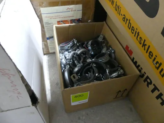 Lote de abrazaderas para tubos