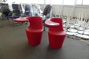 2x Sessel mit integrierter Ablage