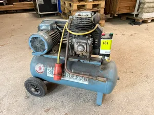Kompressor