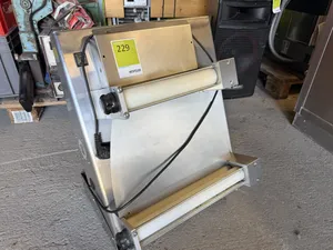 Teigausrollmaschine