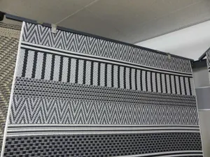 Teppich, schwarz/weiß, Streifenmuster