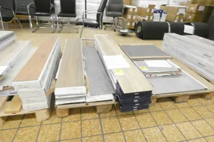 Konvolut Klebevinyl, u. a. Gerflor