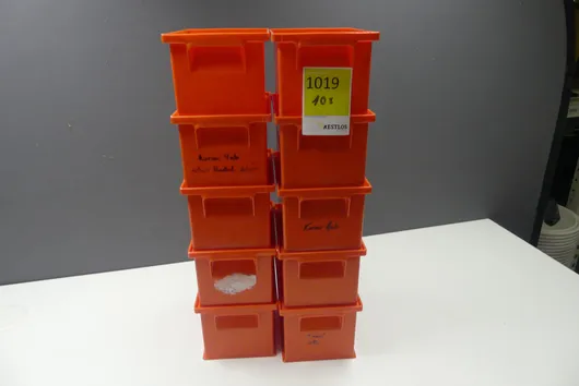 10x stohovací boxy, oranžové