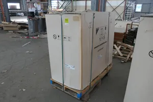 DAIKIN - Wärmepumpen-Außeneinheit, Kältemittel R32, 400 V, 188 kg, auf Palette