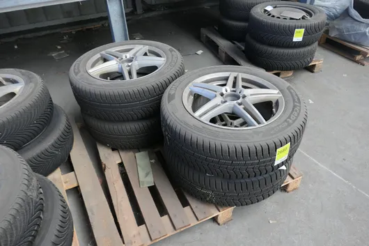 Sett Hankook vinterdekk med felger