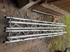 2x Global Truss