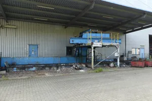Gössling - Förderanlage für Stahlschrott mit Bühne (Konvolut)