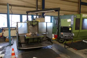 Deckel - CNC-Fräsmaschine