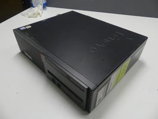 Lenovo - ThinkCentre M710s - Windows 11