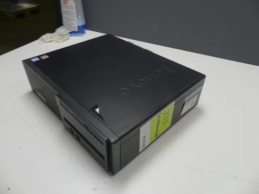 Lenovo - ThinkCentre M710s - Windows 11
