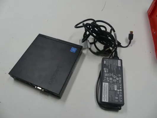 Lenovo - ThinkCentre - M910q, med netkabel