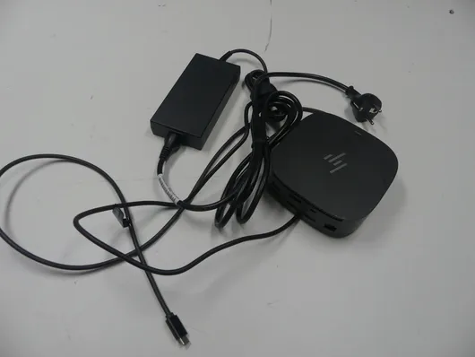 hp - USB-C Dockingstation, inkl. Netzteil und Kabel