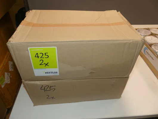 Lot de plicuri din carton cu perete posterior și fereastră