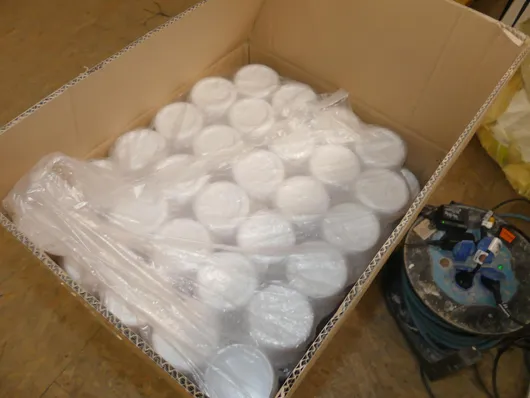Lot pahare PET albe, 373 ml