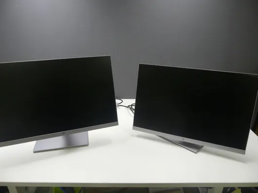 2x monitory HP