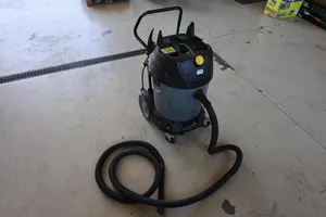 1 x Kärcher Staubsauger