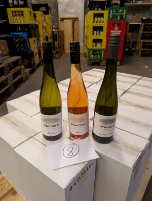 Riesling (5 Kartons), Rosé (10 Kartons) & Sauvignon Blanc (5 Kartons)