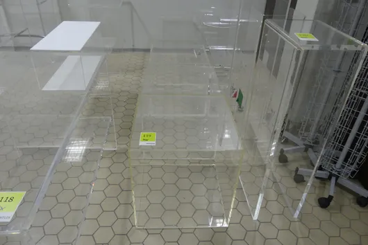 4x Transparent shelf