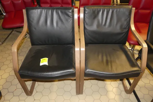 2x ArtCollection - Freischwinger, schwarz