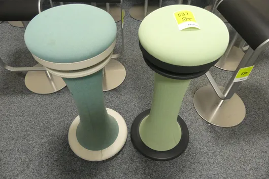 2x Brunner - Stå-sidd-hjælp