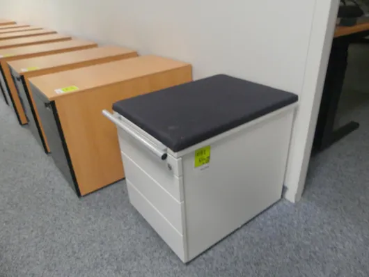Skrivebordscontainer