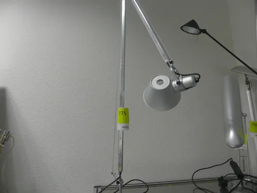 Artemide - Pöytävalaisin