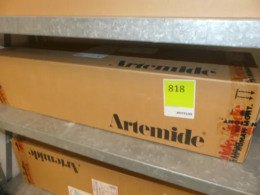 Artemide - एल्युमिनियम लैंप बॉडी (बिना आधार)