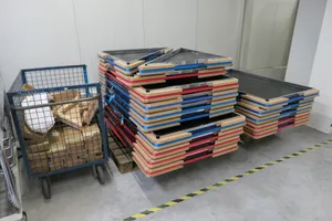 18x USM Haller Tisch, zerlegt