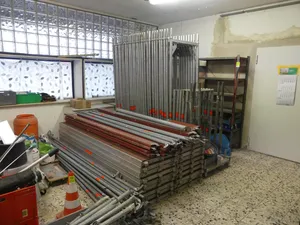Nachlassauktion Handwerksbetrieb - Layher Gerüst, verschiedene Werkzeuge, Regale